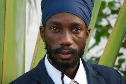 Sizzla.