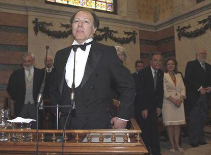 Javier Marías, durante la ceremonia de ingreso en la Real Academia Española.