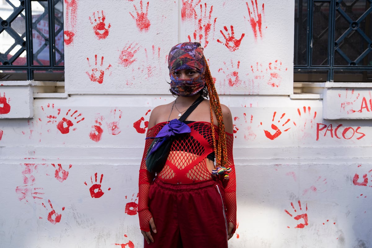 El ‘feminicidio emocional’, la otra crisis que afecta a las latinoamericanas | Opinión