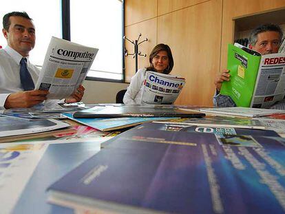 Ambrosio Rodríguez, AnunciaCión López y Gregorio Balsa, promotores de una editorial informática.