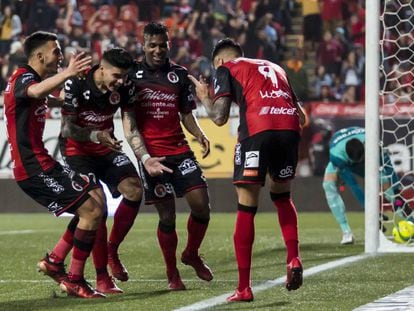 Los jugadores de Tijuana durante la semifinal. 