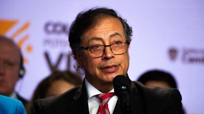 Gustavo Petro, habla durante una rueda de prensa en Bogotá, Colombia, en febrero de 2024.