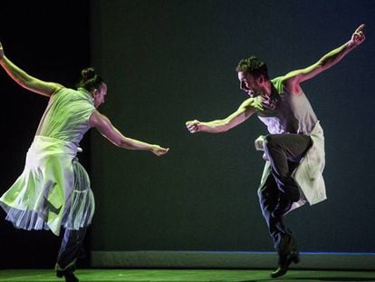 Sara Cano y Marco Flores durante el espectáculo 'Fase alterna'.