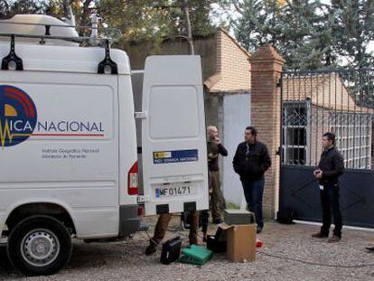 Una furgoneta del Instituto Geogr&aacute;fico Nacional en Torreperogil, Ja&eacute;n