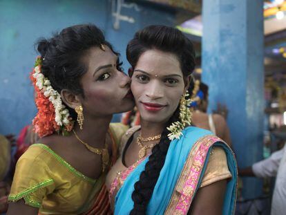 Hijras, un viaje de ida y vuelta: del respeto a la marginación en India