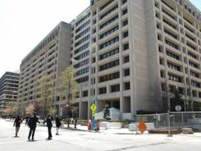 Vista del edificio del Fondo Monetario Internacional (FMI) en Washington, EE.UU. EFE/Archivo