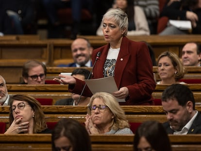 La diputada de Ciudadanos y candidata a la alcaldía de Barcelona, Anna Grau, durante una intervención en el pleno del Parlament.