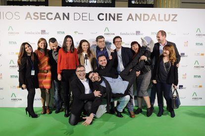 El equipo del Festival de Documentales Alcances, en la gala de los premios Asecan, en Sevilla. 