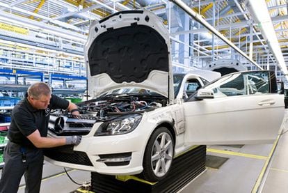 Mercedes-Benz tiene previsto vender 1,25 millones de coches este año, una cifra récord.