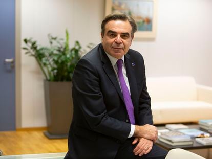 Margaritis Schinas, vicepresidente de la Comisión Europea, en su despacho.