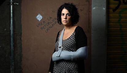 Marta Torrecillas, un día después del desalojo del colegio Pau Claris.