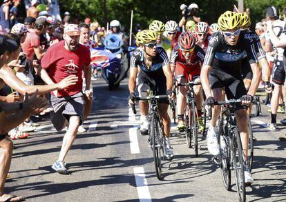 Froome lidera el grupo de escapados durante la séptima etapa del Tour de Francia