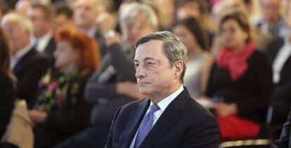 Mario Draghi, presidente del BCE, el 25 de ocubre en una conferencia en el Instituto de Estudios Econ&oacute;micos (DIW) de Berl&iacute;n. 