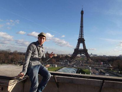 Kevin Olguin en París (Francia), en una imagen compartida en sus redes sociales.