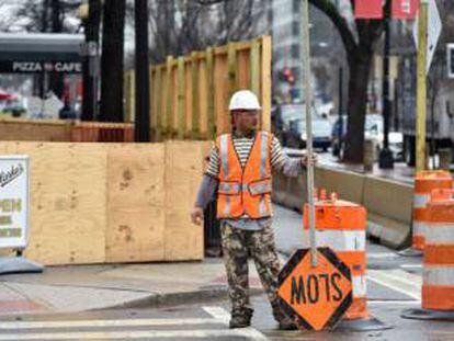 Un obrero de una construcción en Washington (EE UU).