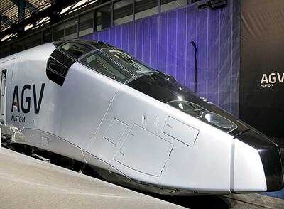 Prototipo del tren de alta velocidad de cuarta generación, fabricado por Alstom, que entrará en servicio en 2010.