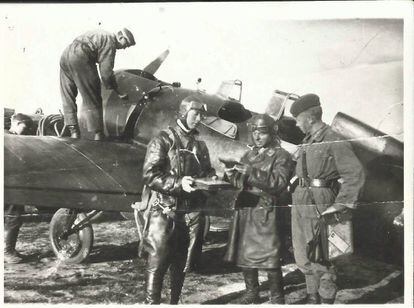 Aviadores sovi&eacute;ticos en la Guerra Civil.