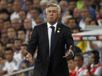 Carlo Ancelotti, durante el R. Madrid-Atl&eacute;tico. 