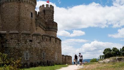 Exterior del castillo de los Mendoza en Manzanares El Real (Comunidad de Madrid).