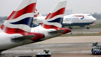 Aviones de British Airways en el aeropuerto Heathrow.