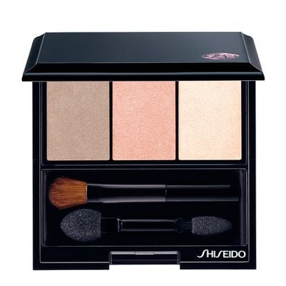 Los coloretes en polvo y sombras de ojos son los productos más longevos de la cosmética. En la imagen, sombras de Shiseido.