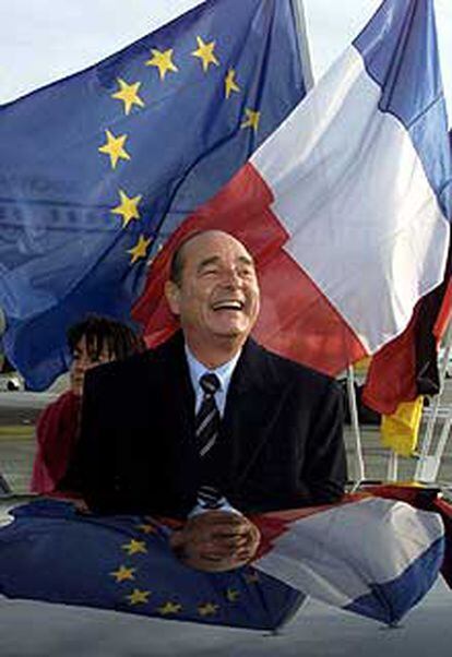 Jacques Chirac, en Hannover (Alemania), el 2 de diciembre de 2000, adonde viajó para preparar la cumbre europea de Niza.
