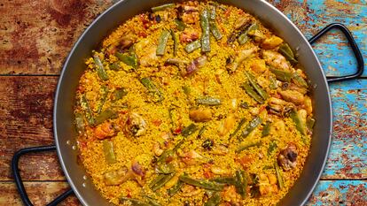 Una paella valenciana.