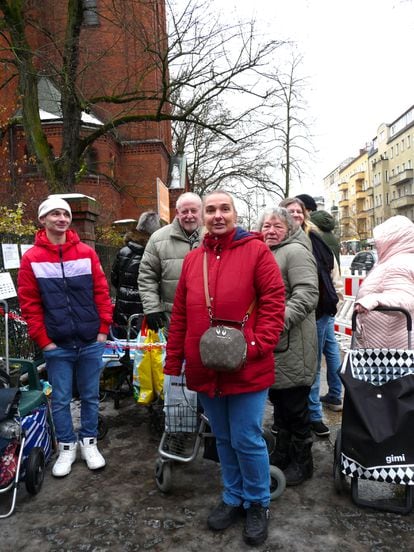 Kerstin Boughalem, a volunteer at Tafel, Germany's largest food bank, in the parish of Rixdorf, Neukölln (Berlin), on December 7.