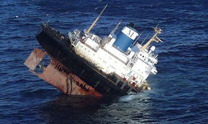 Hundimiento del barco en 2002 