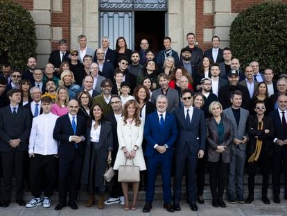 Foto de familia de los premios Ondas 2023 en el Palau Albéniz de Barcelona.