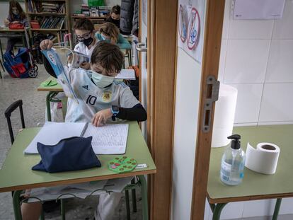 Alumnos en un colegio público de Valencia la semana pasada.