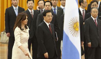 La presidenta argentina, Cristina Fernández, y su homólogo chino, Hu Jintao.