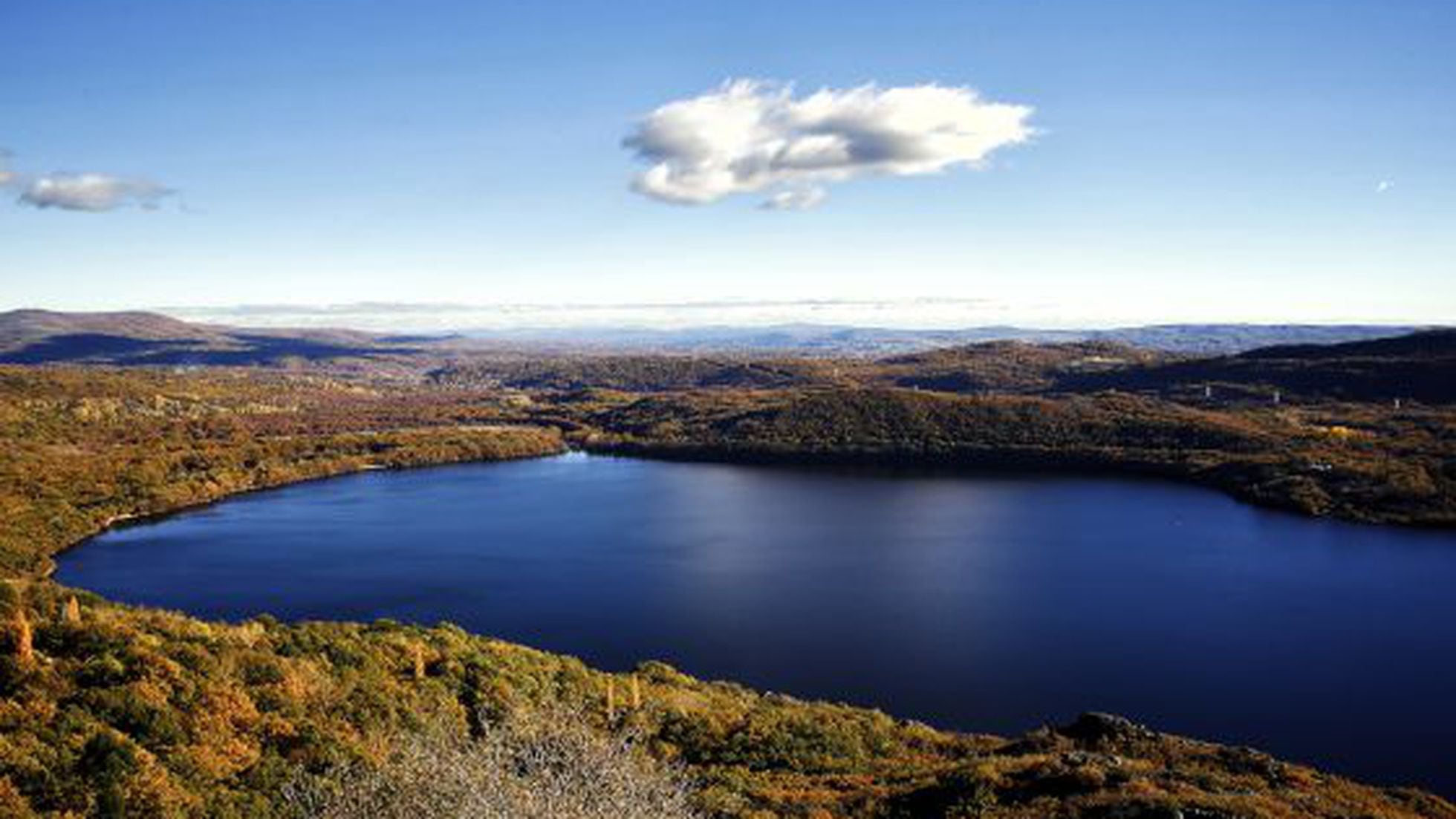 lago oligotrófico