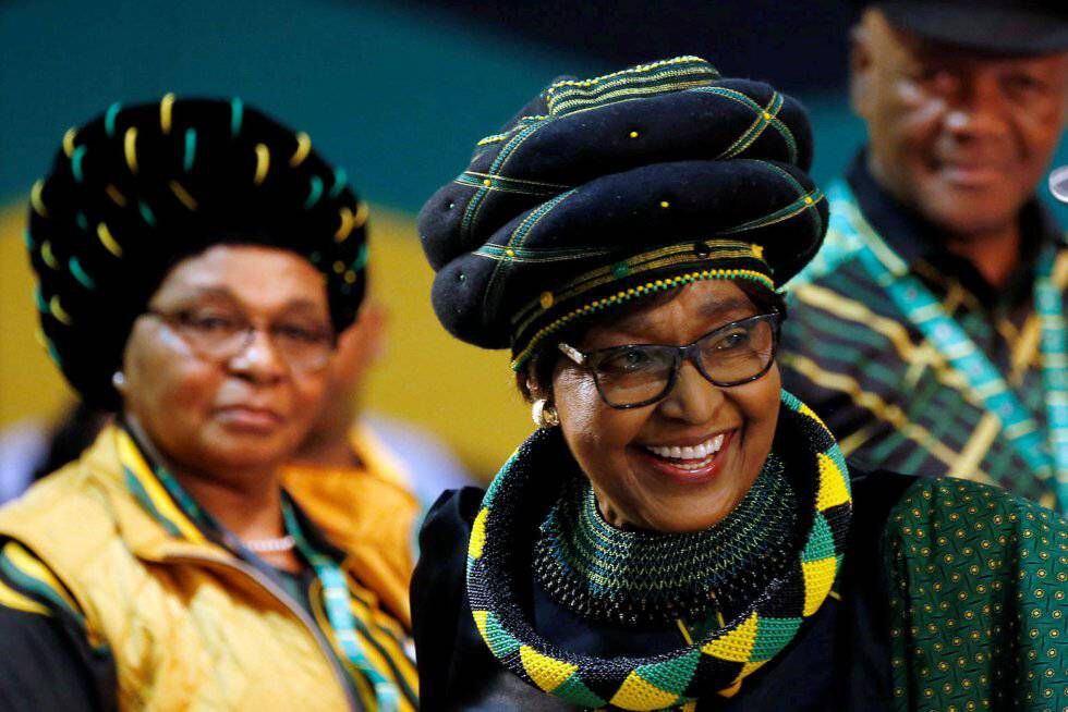 Winnie Madikizela Mandela en Johanesburgo el 16 de diciembre de 2017 para atender una reunión del Congreso Nacional Africano (ANC). 