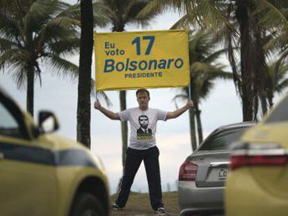 El ultraderechista obtendría el 49% de la intención directa de voto, por el 36% de Fernando Haddad