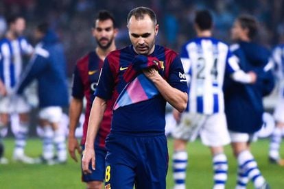 Iniesta es retira derrotat d'Anoeta el passat 4 de gener.