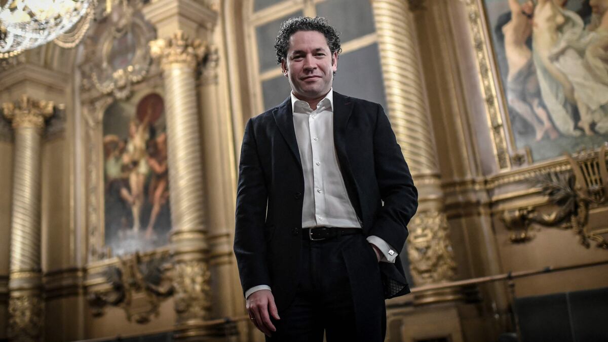 Gustavo Dudamel renuncia a la Ópera de París por motivos personales |  Cultura