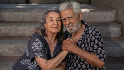 DVD 1117 (29-07-22)Petra Martinez y Juan Margallo fotografiados en el barrio de Arganzuela, Madrid. Foto: Olmo Calvo