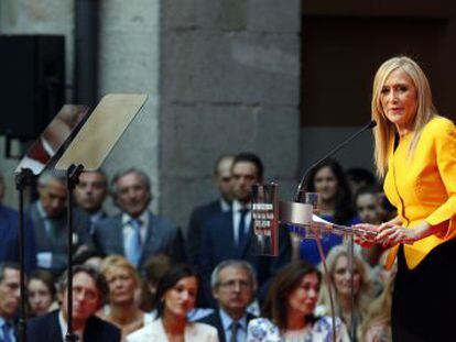 Cristina Cifuentes jura como nueva presidenta de la Comunidad de Madrid en la Real Casa de Correos en sol.