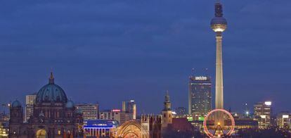 Panorámica de la ciudad, con la torre de televisión, de 365 metros, de Alexanderplatz