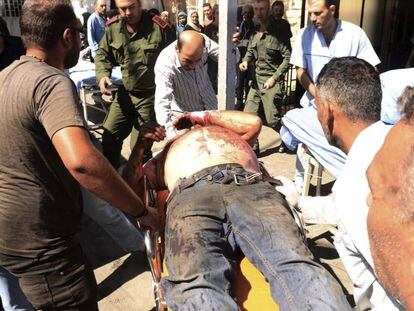 Heridos tras el ataque a un hospital en Alepo. 