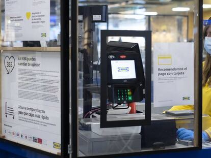 Ikea levanta el ERTE a sus 9.000 empleados y reabre ocho tiendas al completo