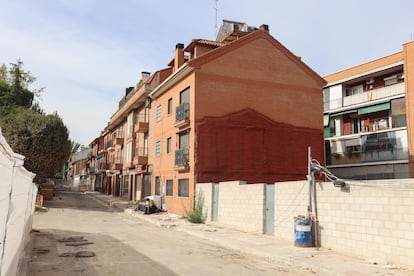 Edificios recientemente desalojados y que van a ser derribados.