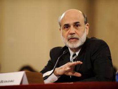 En la imagen un registro del presidente de la Reserva Federal de EE.UU., Ben Bernanke, quien señaló que la crisis europea y la incertidumbre que ha creado en los mercados está afectando también a la economía estadounidense. EFE/Archivo