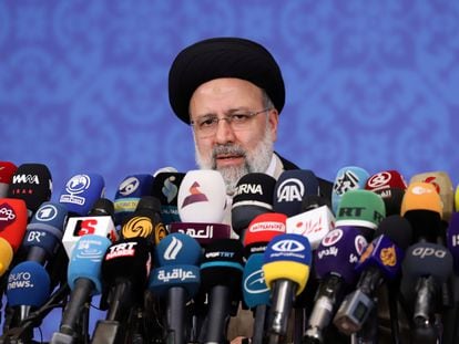 El presidente electo de Irán, Ebrahim Raisí, durante la conferencia de prensa de este lunes.