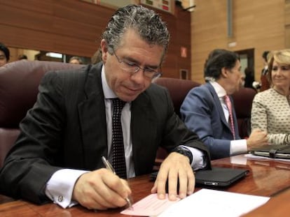 Francisco Granados, Ignacio González y Esperanza Aguirre, en la Asamblea de Madrid en una imagen de archivo.