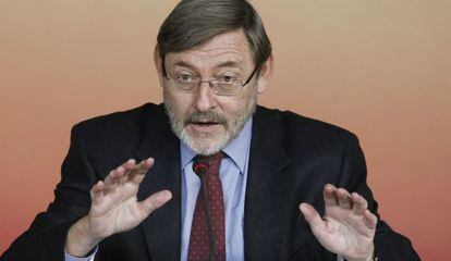 Lissavetzky durante la rueda de prensa en la que anunció que pediría 47 comparecencias por el caso Madrid Arena.