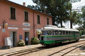 El Trenino Verde en la estación de Lanusei, en Cerdeña.