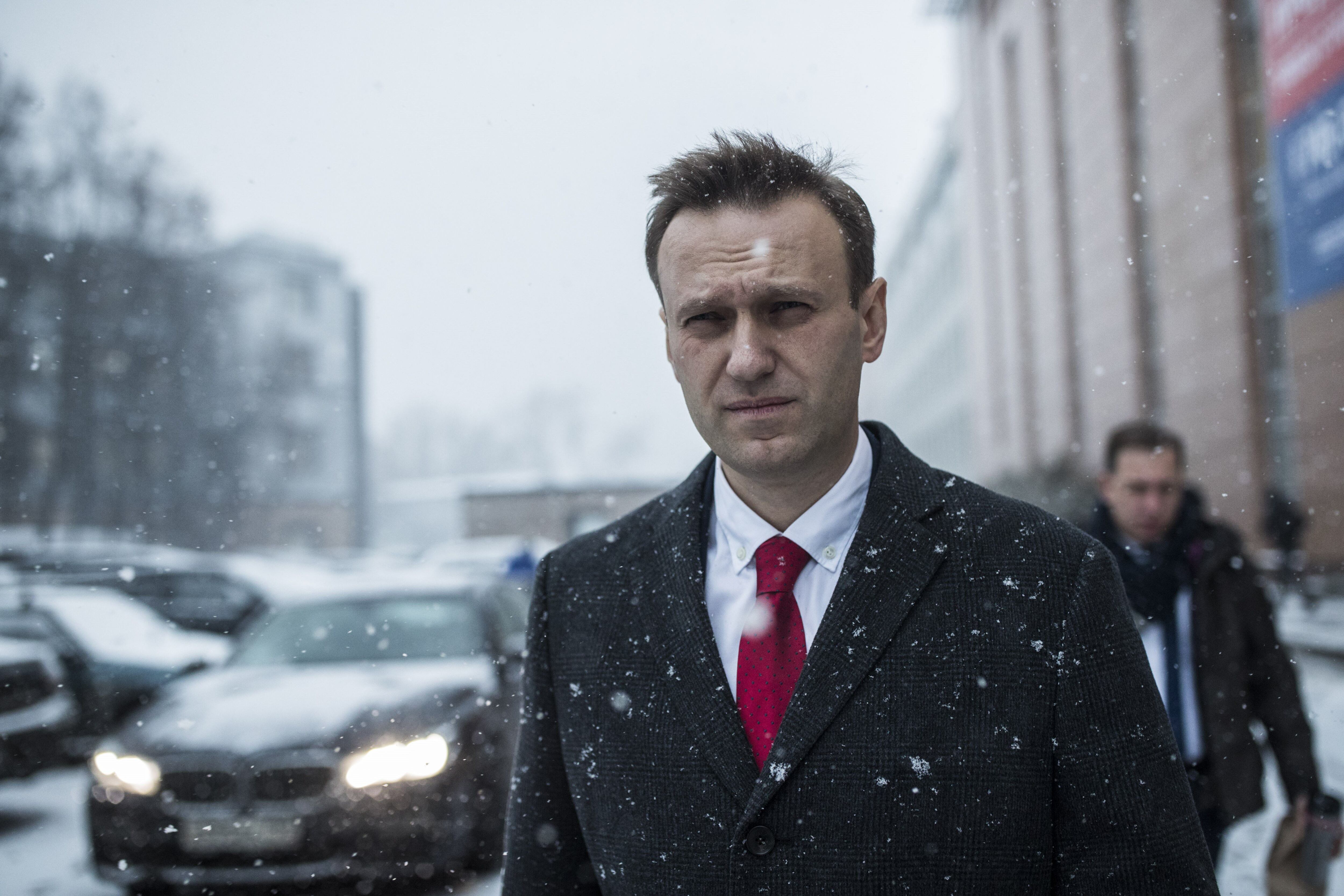 Alexéi Navalni, en Moscú momentos antes de visitar la Comisión Electoral Central Rusa, el 25 de diciembre de 2017.