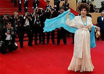 La italiana Gina Lollobrigida, en Cannes.